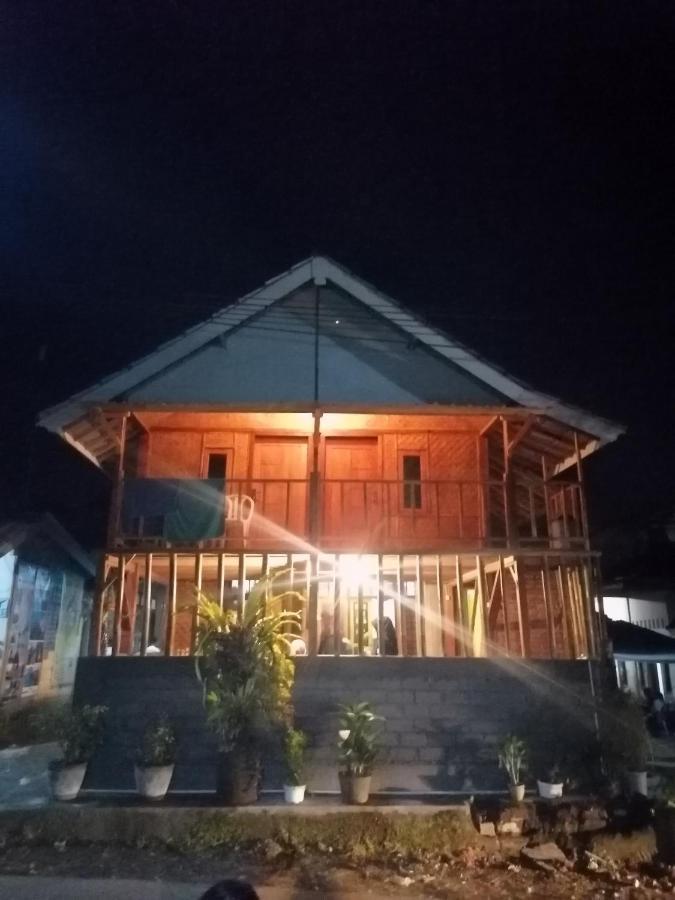 Jaya Homestay テテバトゥ エクステリア 写真